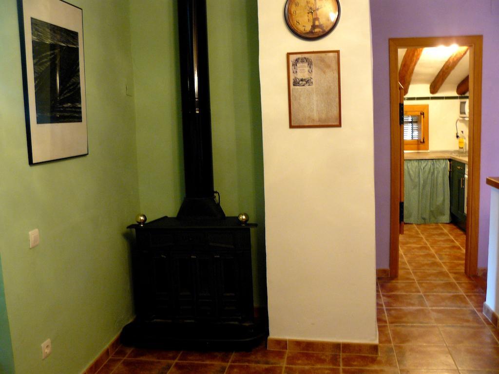 Casa Rural Torre De Campos Ainzon Стая снимка